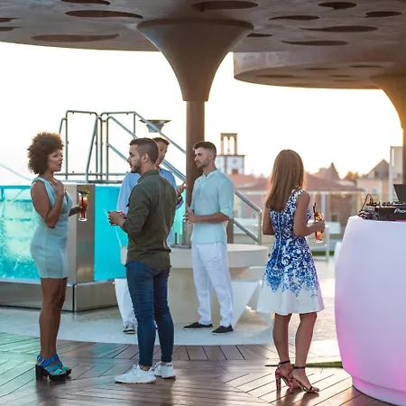 Gf Victoria ホテル