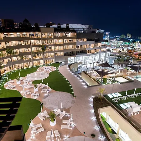 ホテル Gf Victoria アデヘ