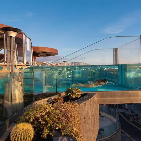 Gf Victoria ホテル アデヘ