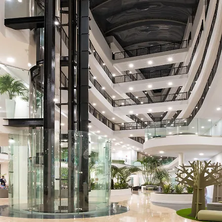 Gf Victoria ホテル