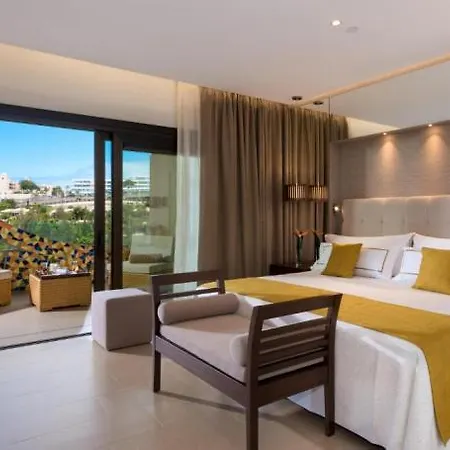 Hotel Gf Victoria 5*