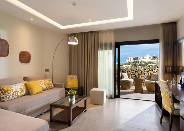 Gf Victoria فندق